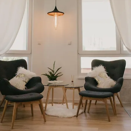 Apartment Akro *