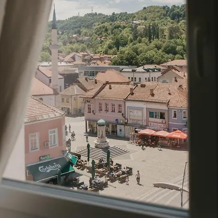Akro * Tuzla